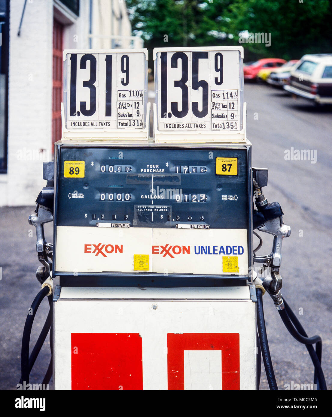 Archival gas prices hires stock photography and images Alamy