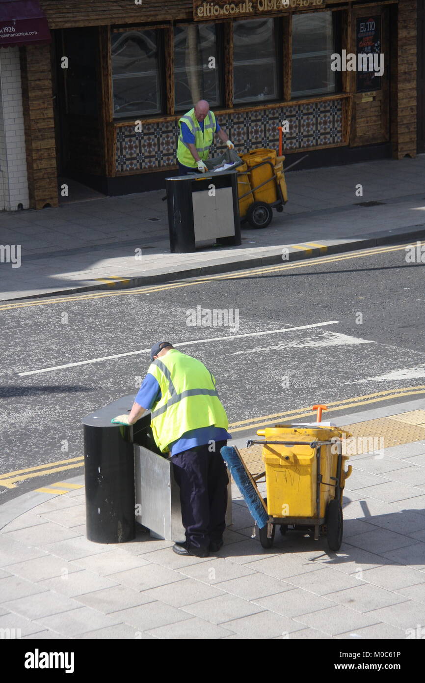 Emptying rubbish bins hires stock photography and images Alamy