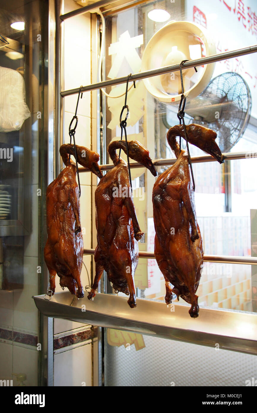 Roasted duck hong kong hires stock photography and images Alamy