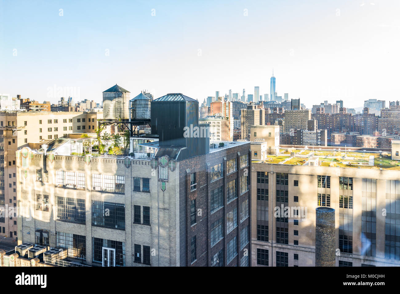 Rooftop garden building hi-res stock photography and images - Alamy