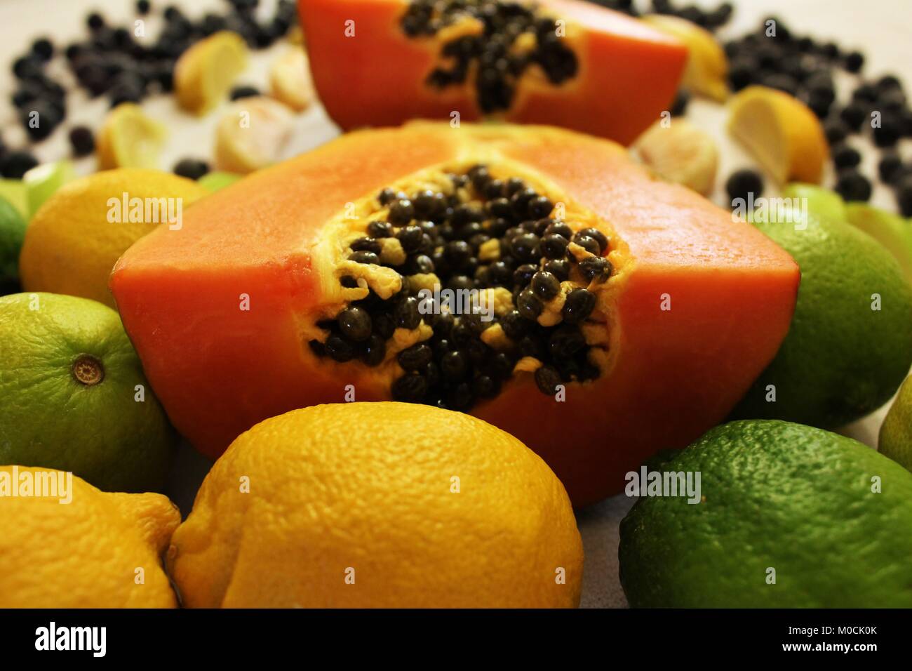 Papaya seeds hires stock photography and images Alamy