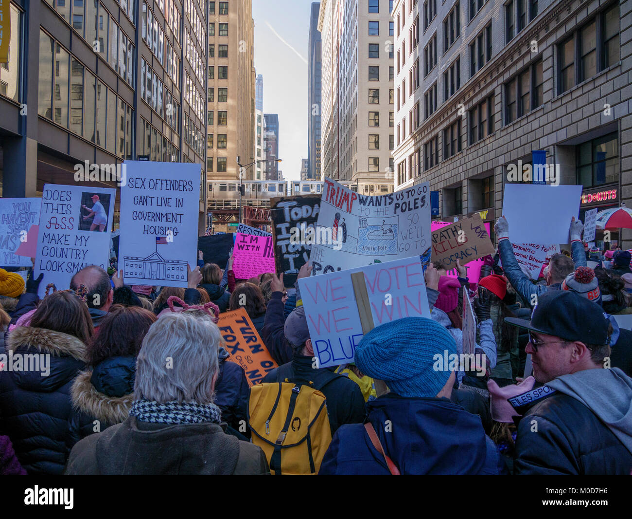 Chicago, Illinois, USA. 20th January 2018. Nearly 300,000 women and men gathered in Grant Park  for the Women's March to the Polls in this city today. Demonstrators then marched to Federal Plaza at Adams and Dearborn Streets. Stock Photo