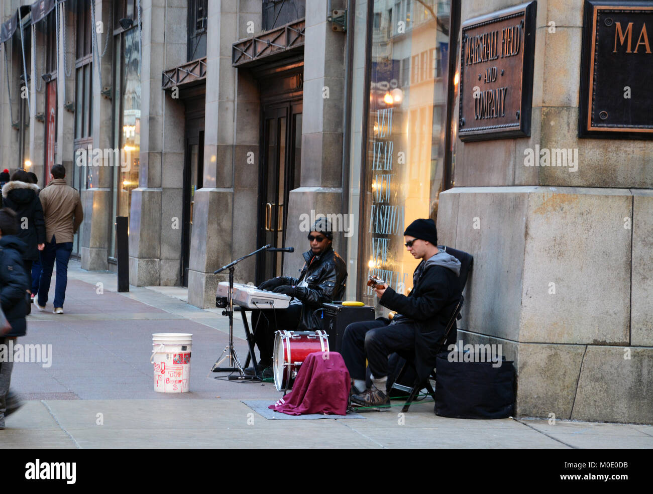 Blues musicians chicago street hi-res stock photography and images - Alamy