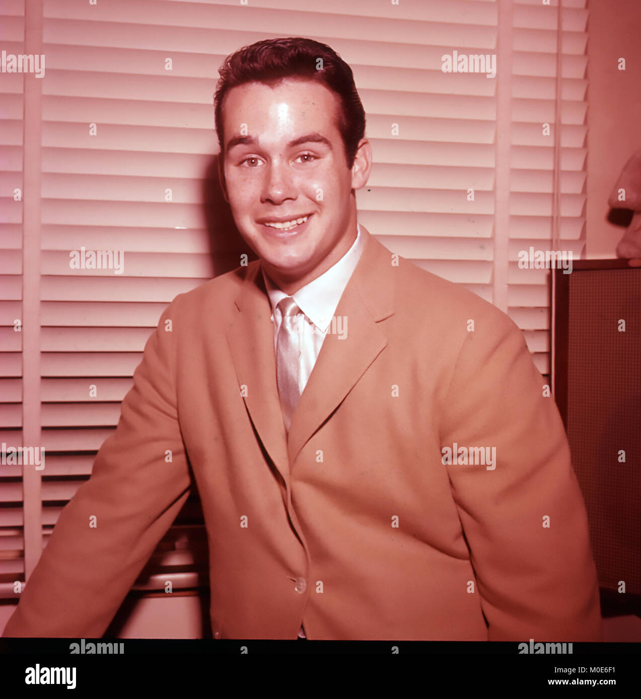 BUZZ CLIFFORD American pop singer in 1961 Stock Photo