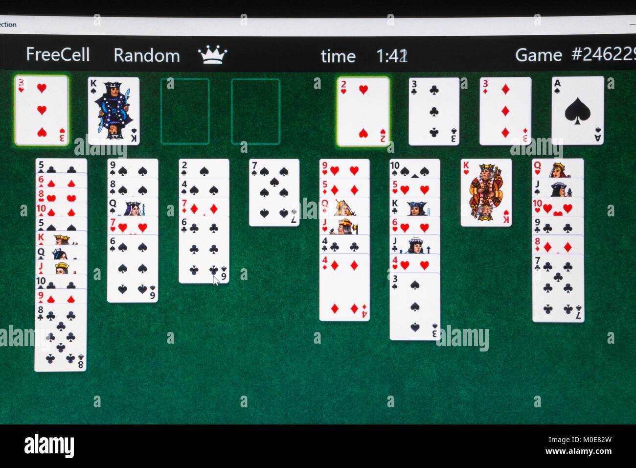 how to change the level of play on microsoft solitaire collection