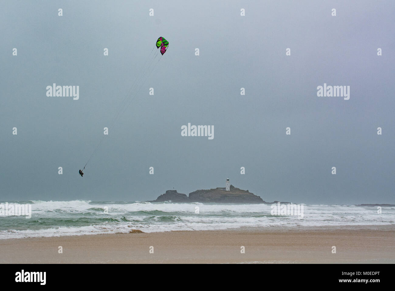 Gwithian, Hayle, Cornwall, UK. 21st Jan 2018. UK Weather. With 50mph