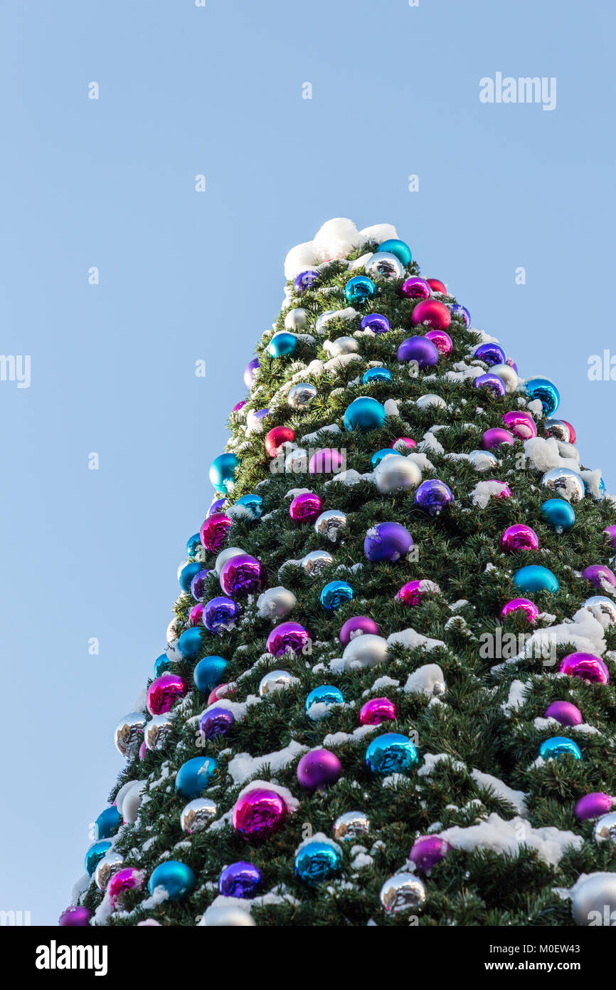 Christmas Tree Decorations Outside Stock Photos Christmas Tree