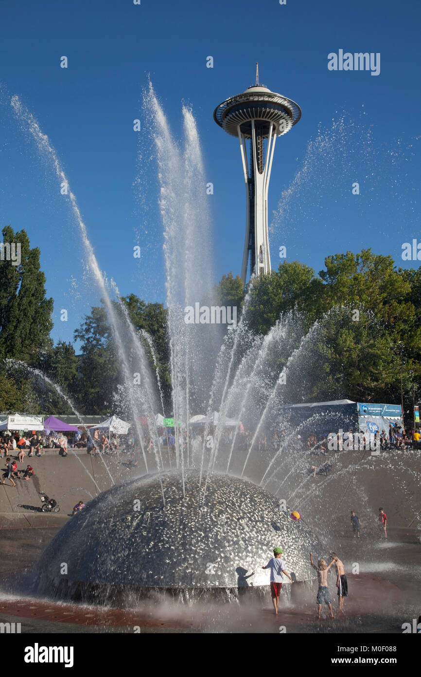 International Fountain, Space Needle, Seattle, Center, Washington, USA