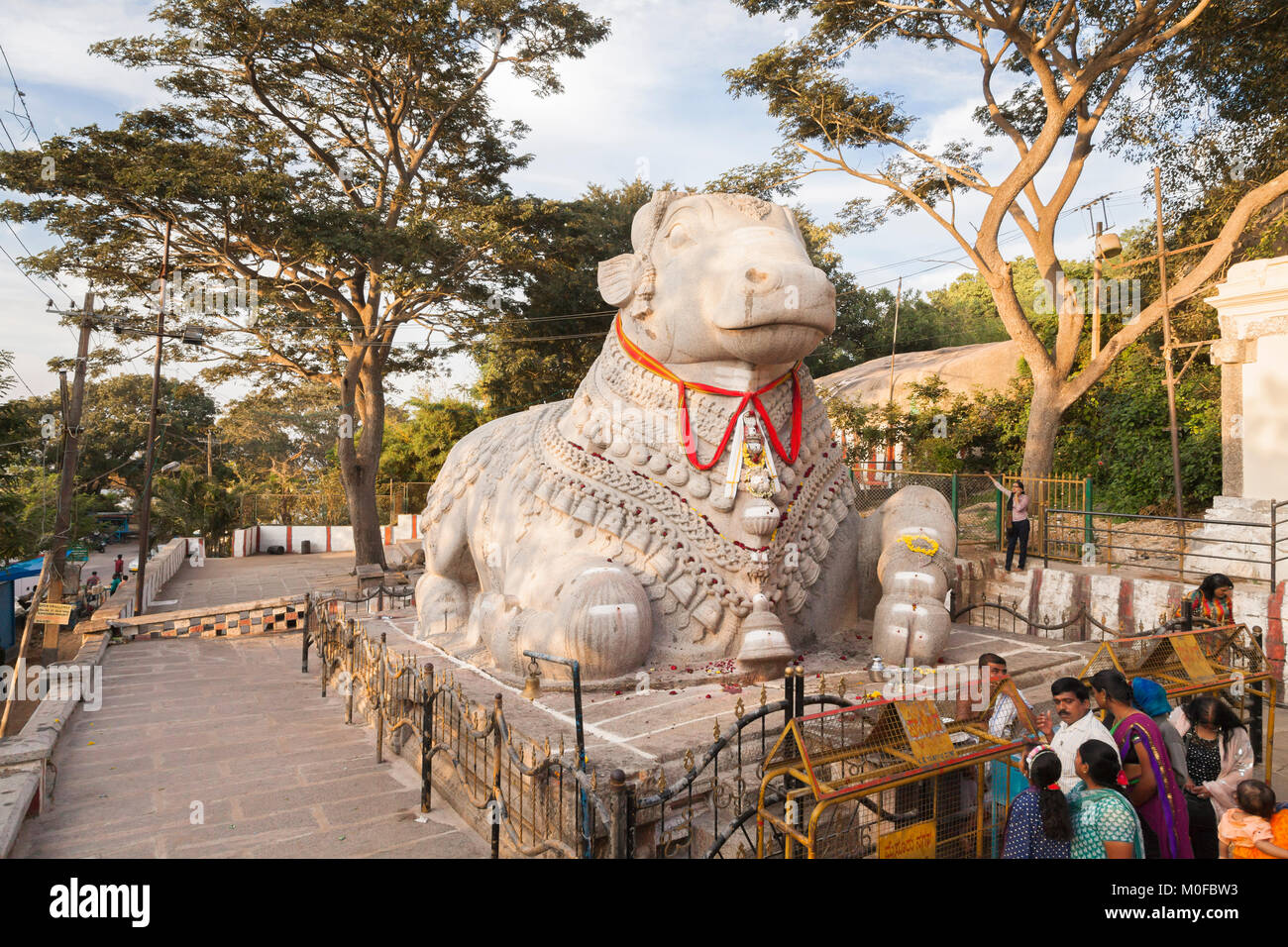 Large nandi statue hires stock photography and images Alamy