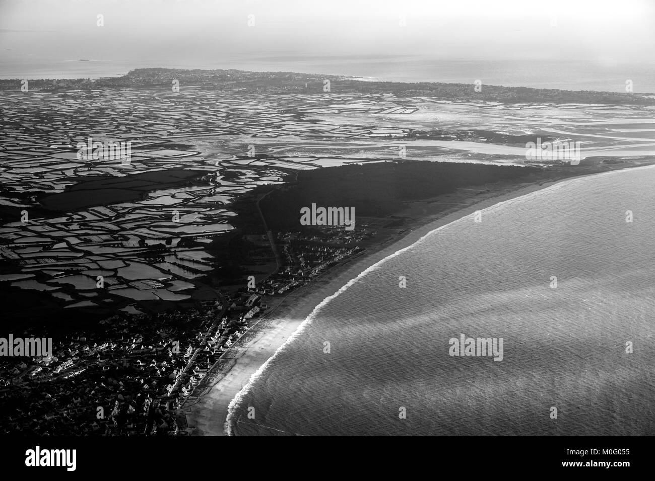 Aerial view atlantic ocean coast Black and White Stock Photos & Images ...