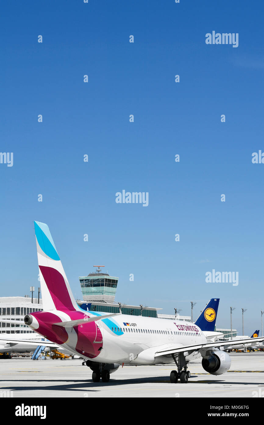Eurowings, Airbus, A320, roll in, building, Satellit, Terminal 2, Munich Airport Stock Photo