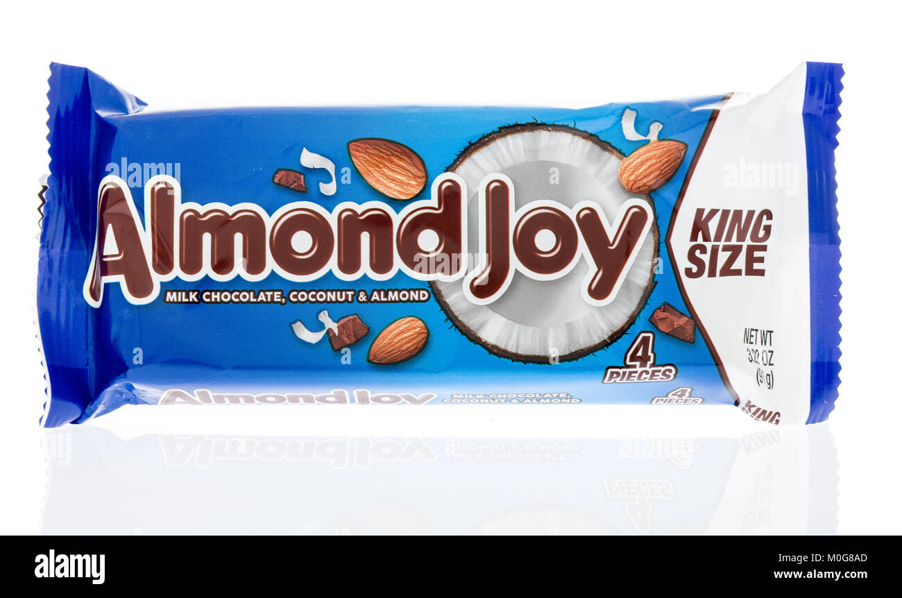 Winneconne, WI - 18 January 2018: A package of a King Size Almond Joy on an isolated  background Stock Photo - Alamy