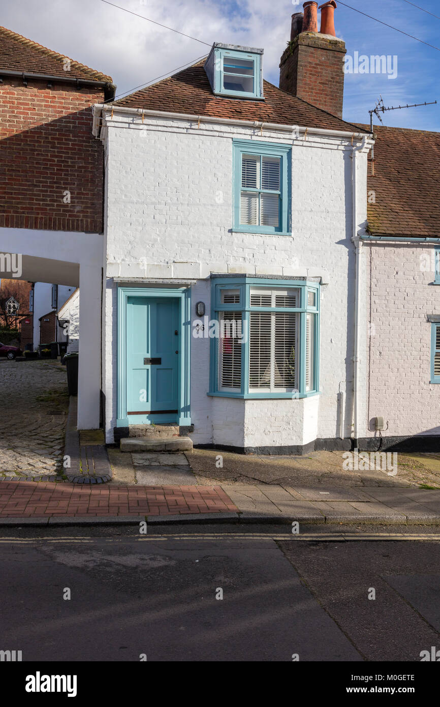 A small attractive cottage near the waterfront in Emsworth, Hampshire