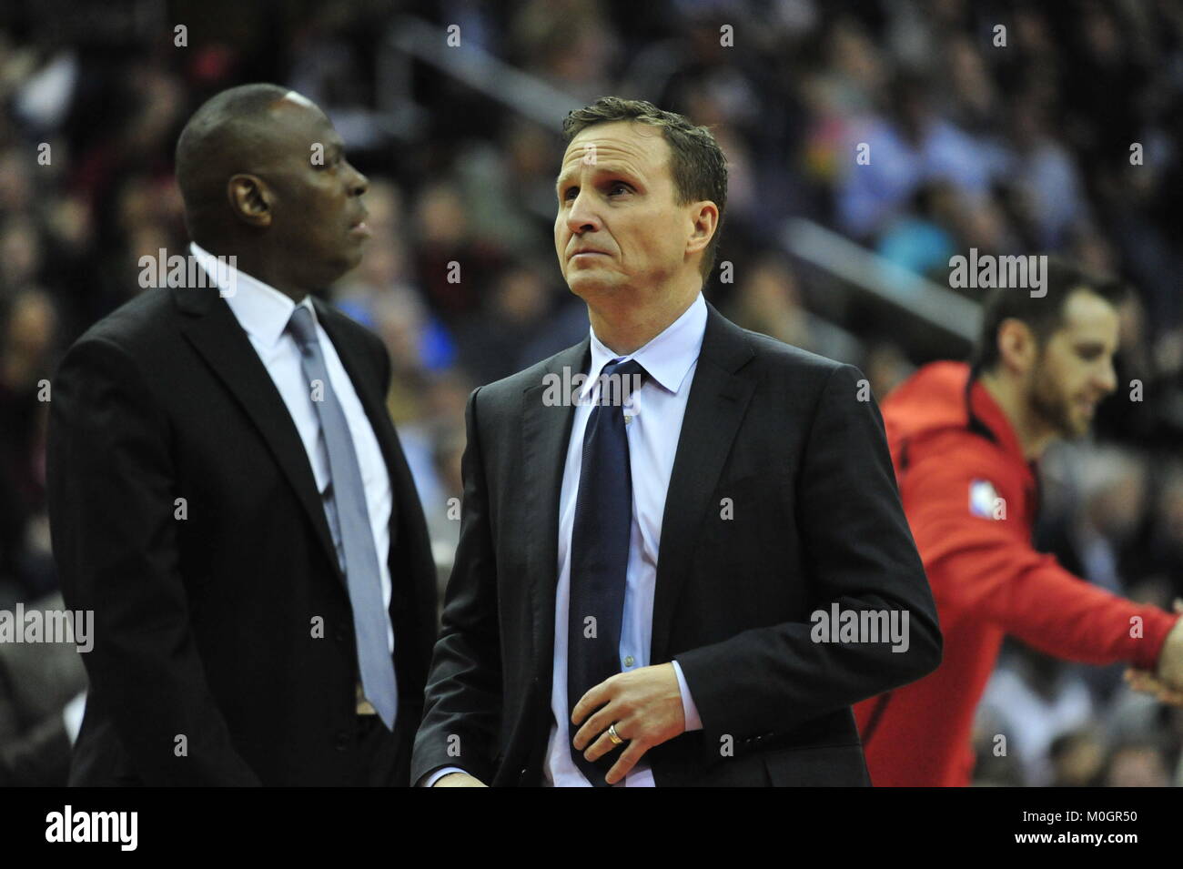 Who is the coach of the washington wizards roster