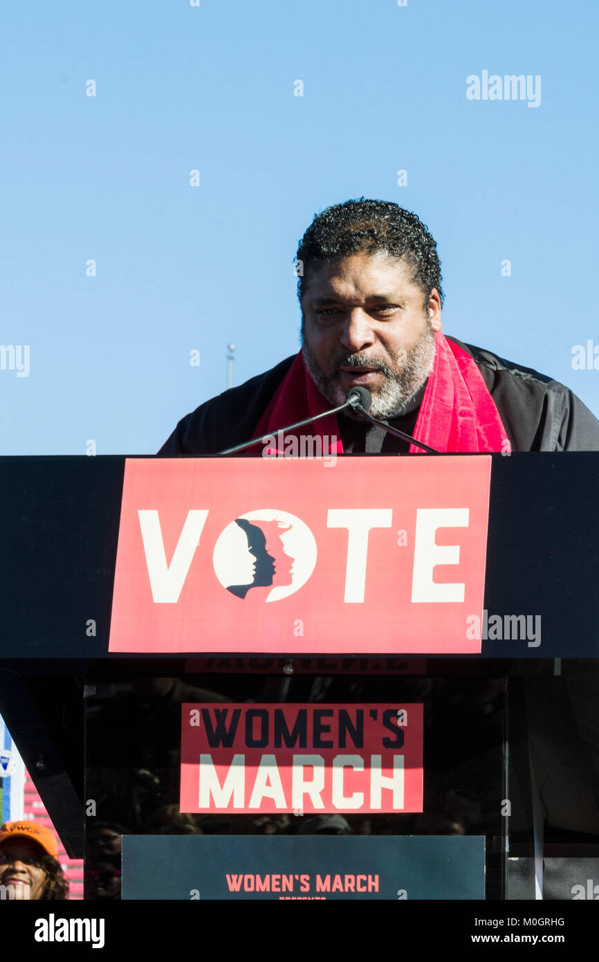 Las Vegas, NV, USA. 21st Jan, 2018. Reverend WIlliam Barber at the Women's March “Power to the Polls” rally in LAs Vegas, Nevada on January 21, 2018. Credit: Damairs Carter/Media Punch/Alamy Live News Stock Photo