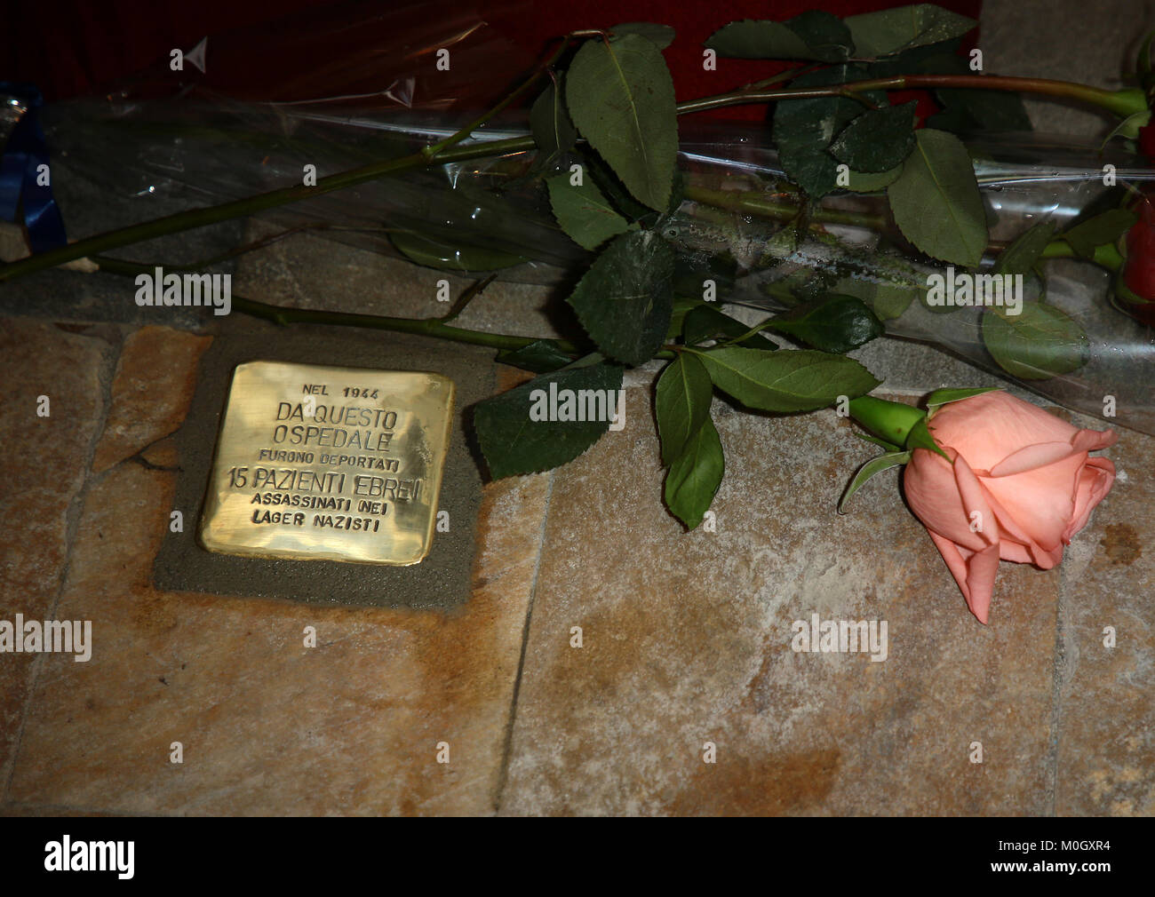 Venice, Italy. 22nd Jan, 2018. On the occasion of the celebrations for the Day of Remembrance, the ceremony will be held for the installation of 18 new 'Stones of Inciampo', in memory of the Venetian citizens and citizens who were deported to the Nazi extermination camps. At the Civil Hospital, a 'collective' Stone was dedicated to the fifteen Jewish patients deported from the hospital during 1944. Credit: Independent Photo Agency/Alamy Live News Stock Photo