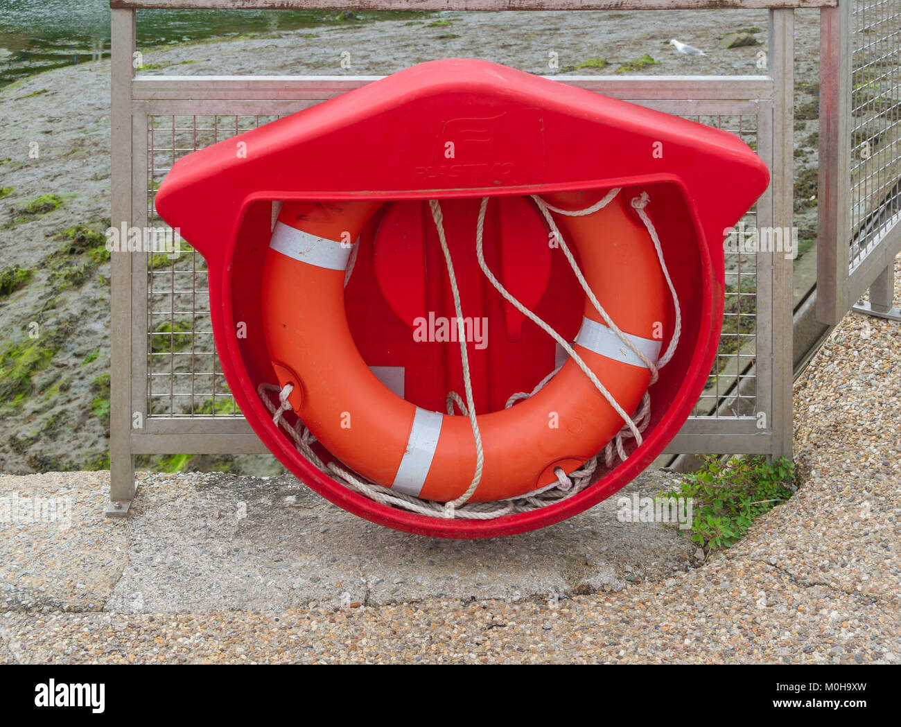 Support Pour Bouée De Sauvetage En Fer à Cheval - En Acier Inoxydable - Pour Rail 22/25mm - Yacht, Bateau - Installation Facile