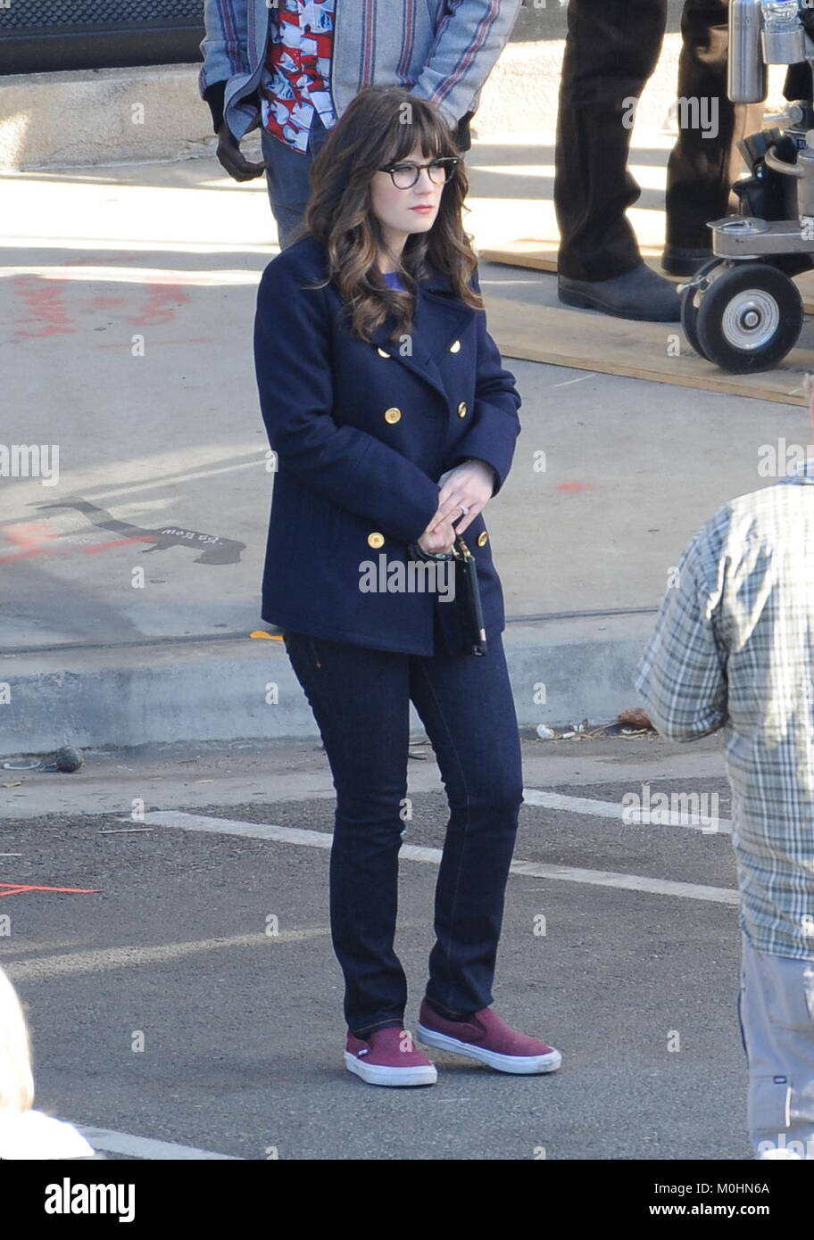 zooey deschanel casual style