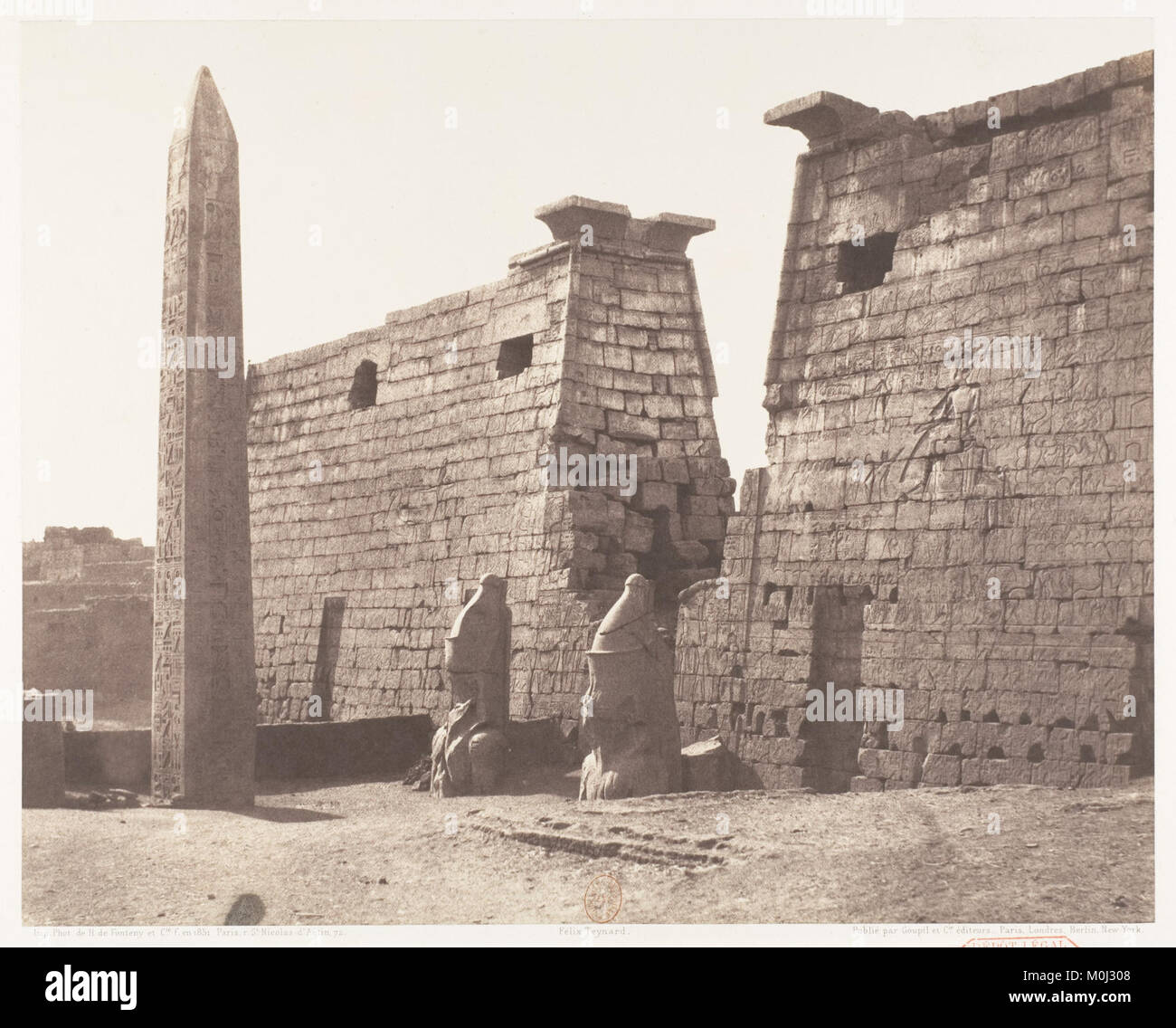 Louksor (Thèbes), Construction Antérieure - Pylône, Colosses et Obélisque MET DP139905 Stock Photo