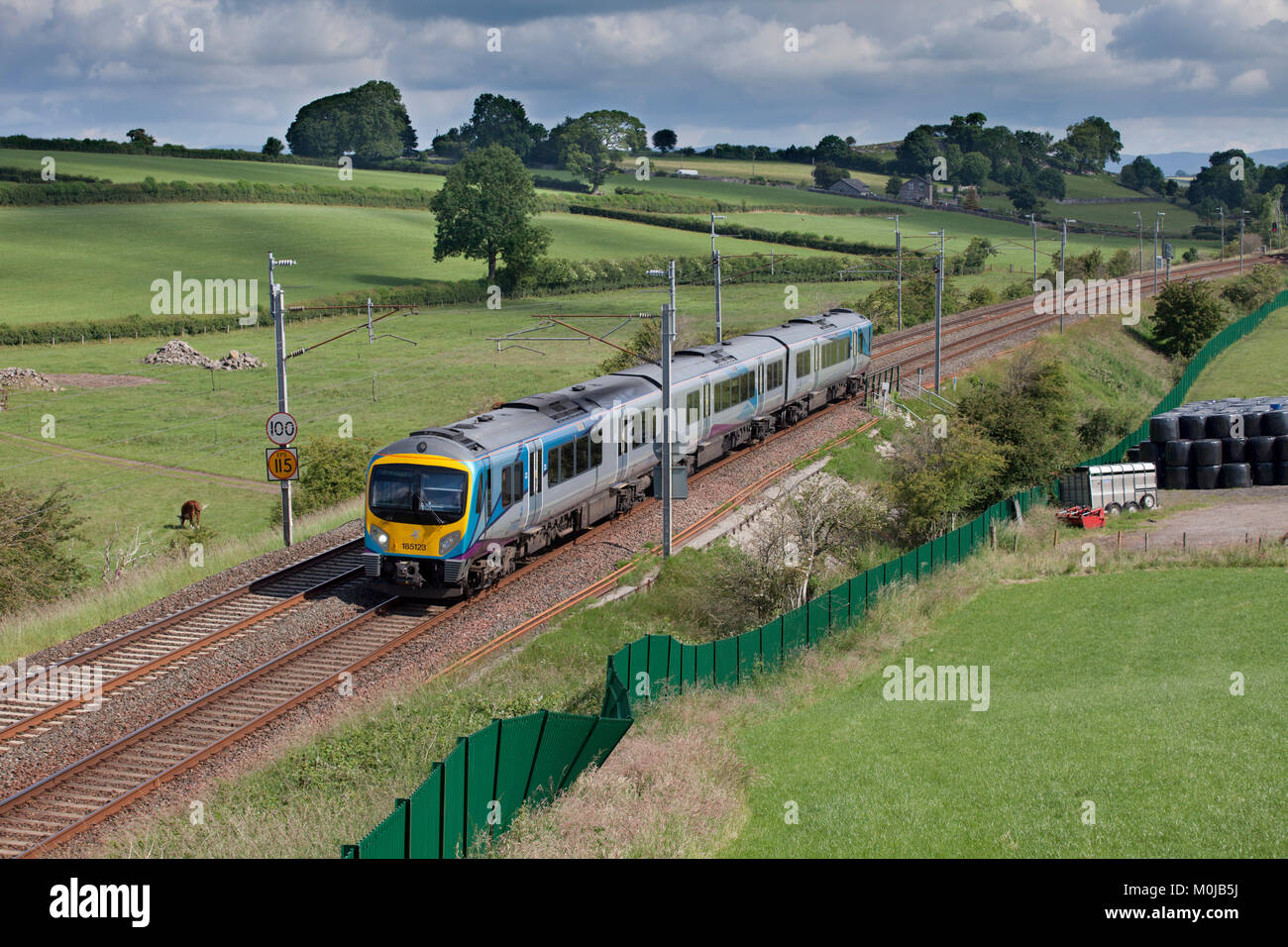 Trans pennine express service train hi-res stock photography and images ...