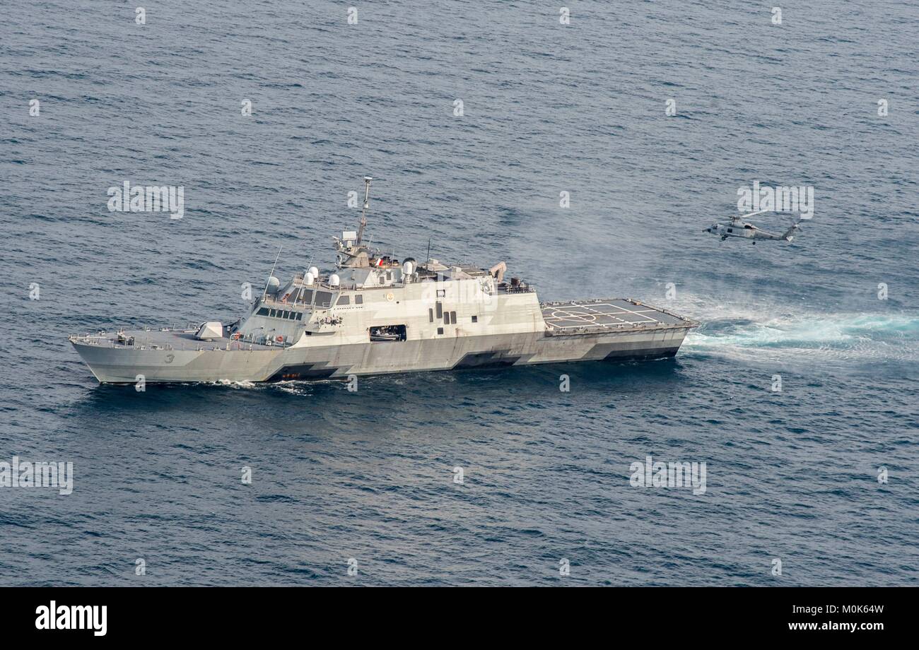 The U.S. Navy Freedom-class littoral combat ship USS Fort Worth steams underway July 20, 2015 in the South China Sea. Stock Photo