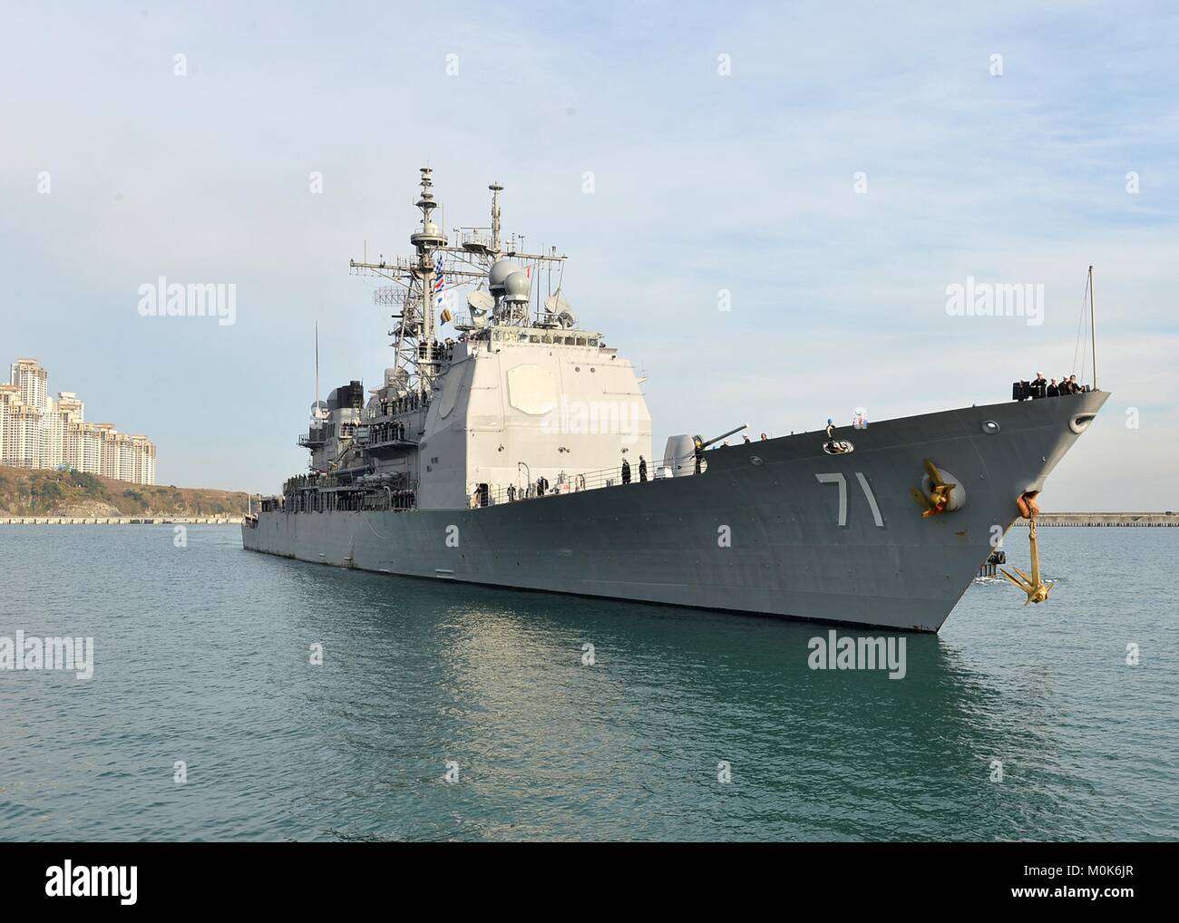 The U.S. Navy Ticonderoga-class guided-missile cruiser USS Cape St. George arrives in port November 21, 2014 in Busan, Republic of Korea. Stock Photo