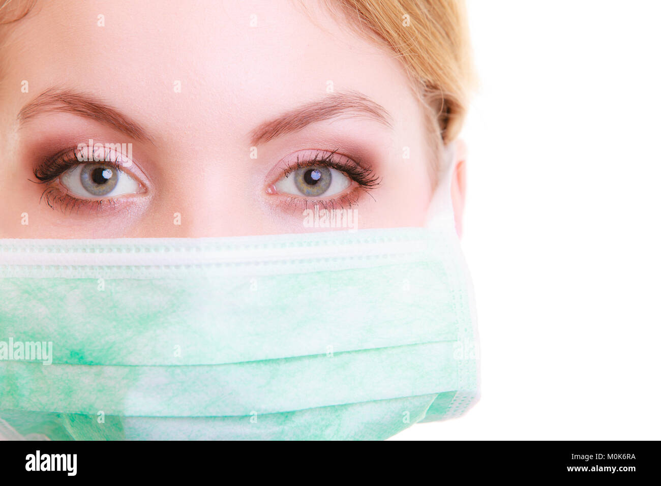 Download Green Face Mask High Resolution Stock Photography And Images Alamy Yellowimages Mockups