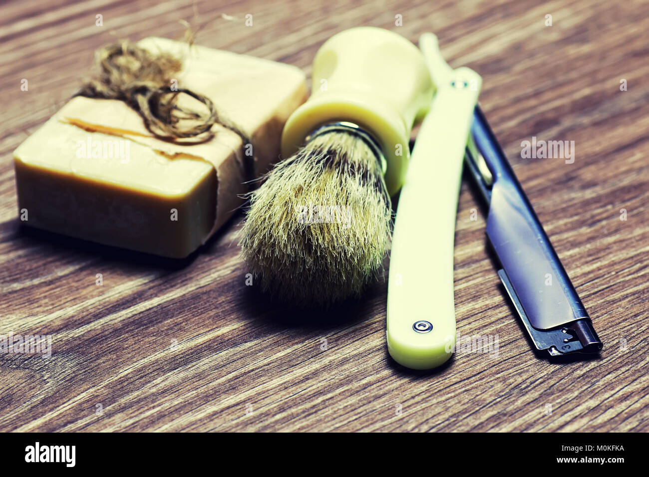 razor sharp soap brush Stock Photo Alamy