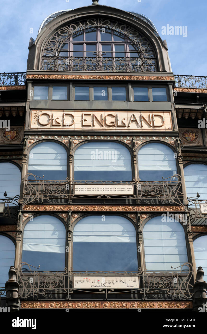Musical Instrument Houses Musical instrument museum hi-res stock photography and images - Alamy