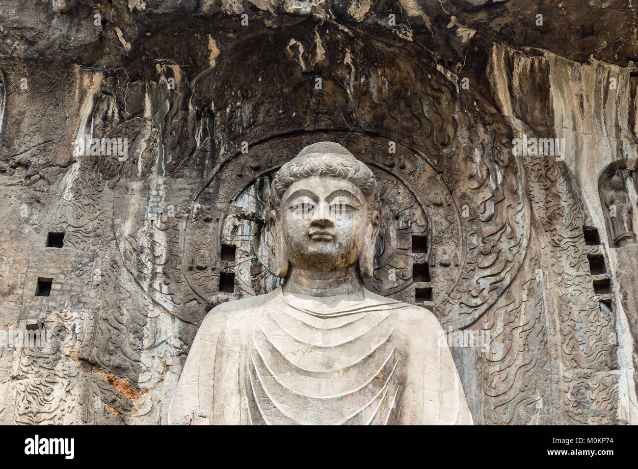Longmen buddha hi-res stock photography and images - Alamy