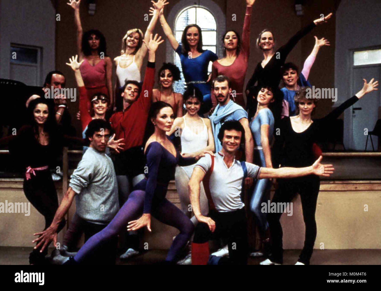 Nutcracker Aka Falsches Spiel Tanzfilm Uk 1982 Regie Anwar Kawadri Darsteller Joan Collins Carol White Paul Nicholas Stock Photo Alamy