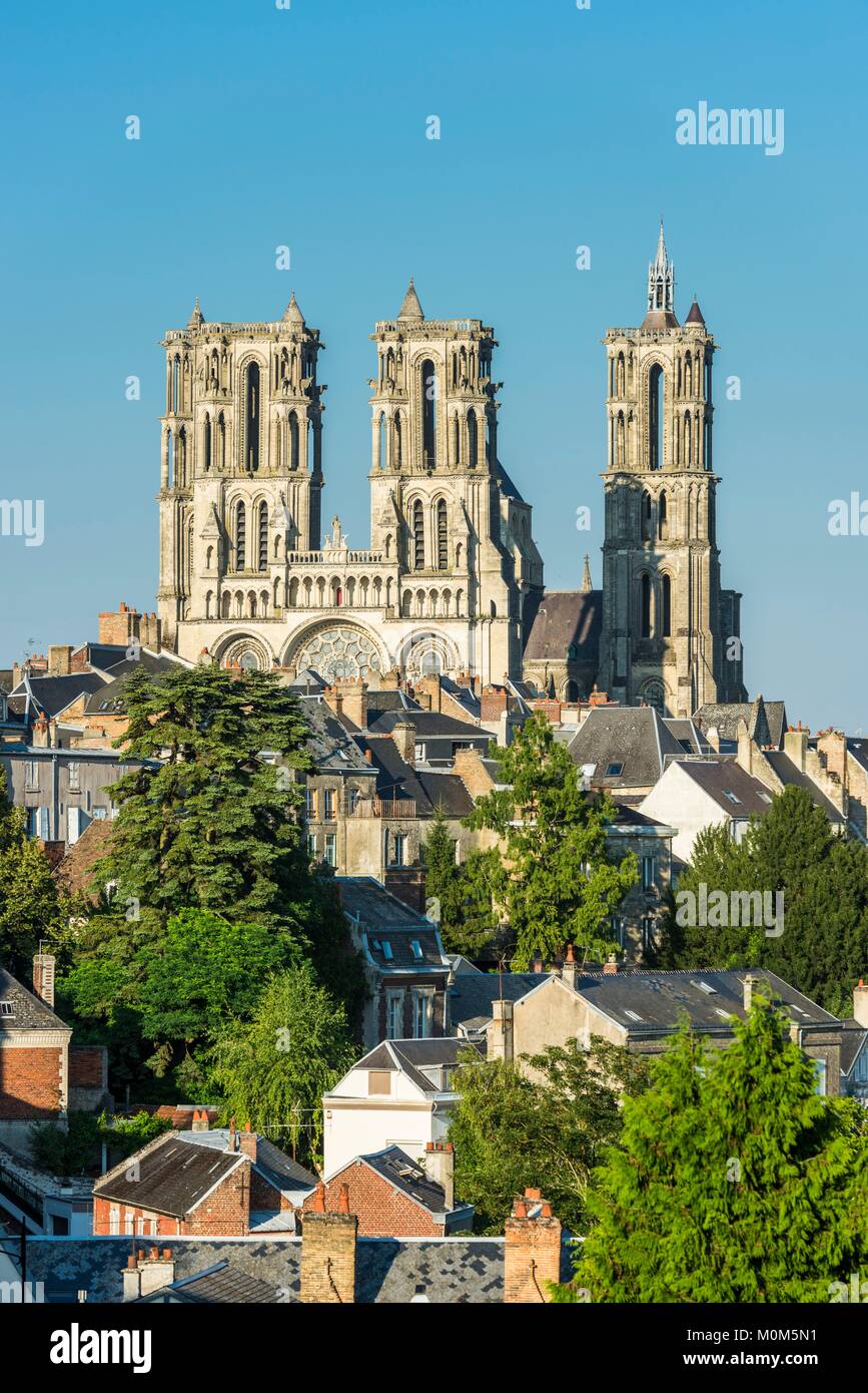 France,Aisne,Laon,the Upper town,Notre-Dame de Laon cathedral,Gothic architecture Stock Photo