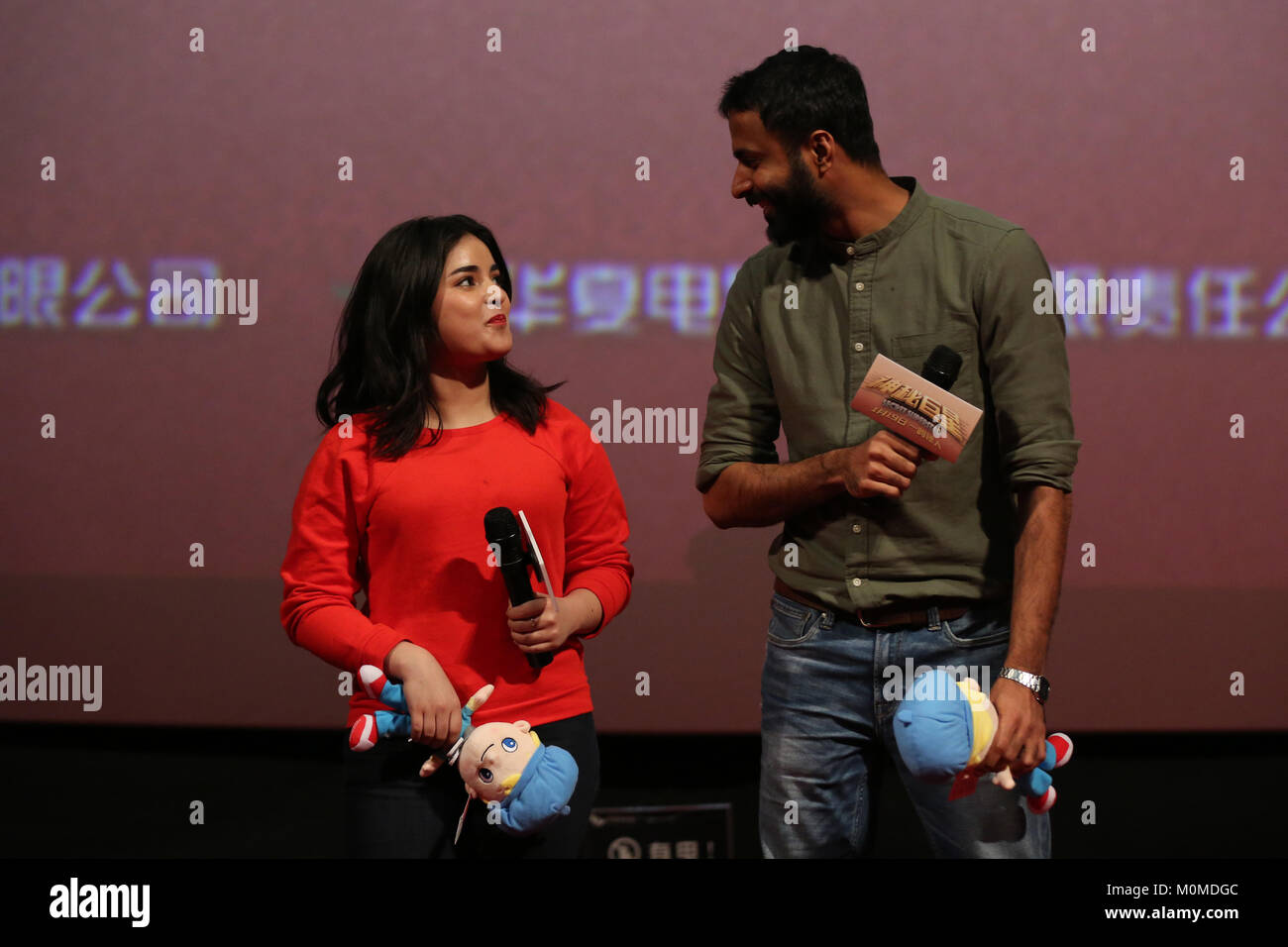 Shenyan, Shenyan, China. 19th Jan, 2018. Shenyang, CHINA-19th January 2018: Indian director Advait Chandan and actress Zaira Wasim promote their latest film Secret Superstar in Shenyang, northeast China's Liaoning Province. Credit: SIPA Asia/ZUMA Wire/Alamy Live News Stock Photo