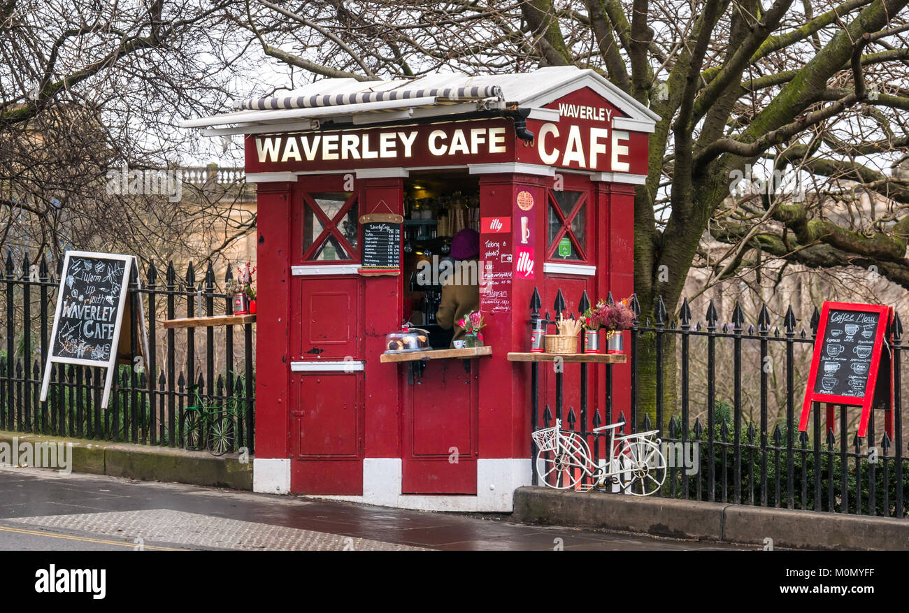 Waverley Cafe, converted police call box, corner of Market Street and Waverley Bridge, Edinburgh, Scotland, UK Stock Photo