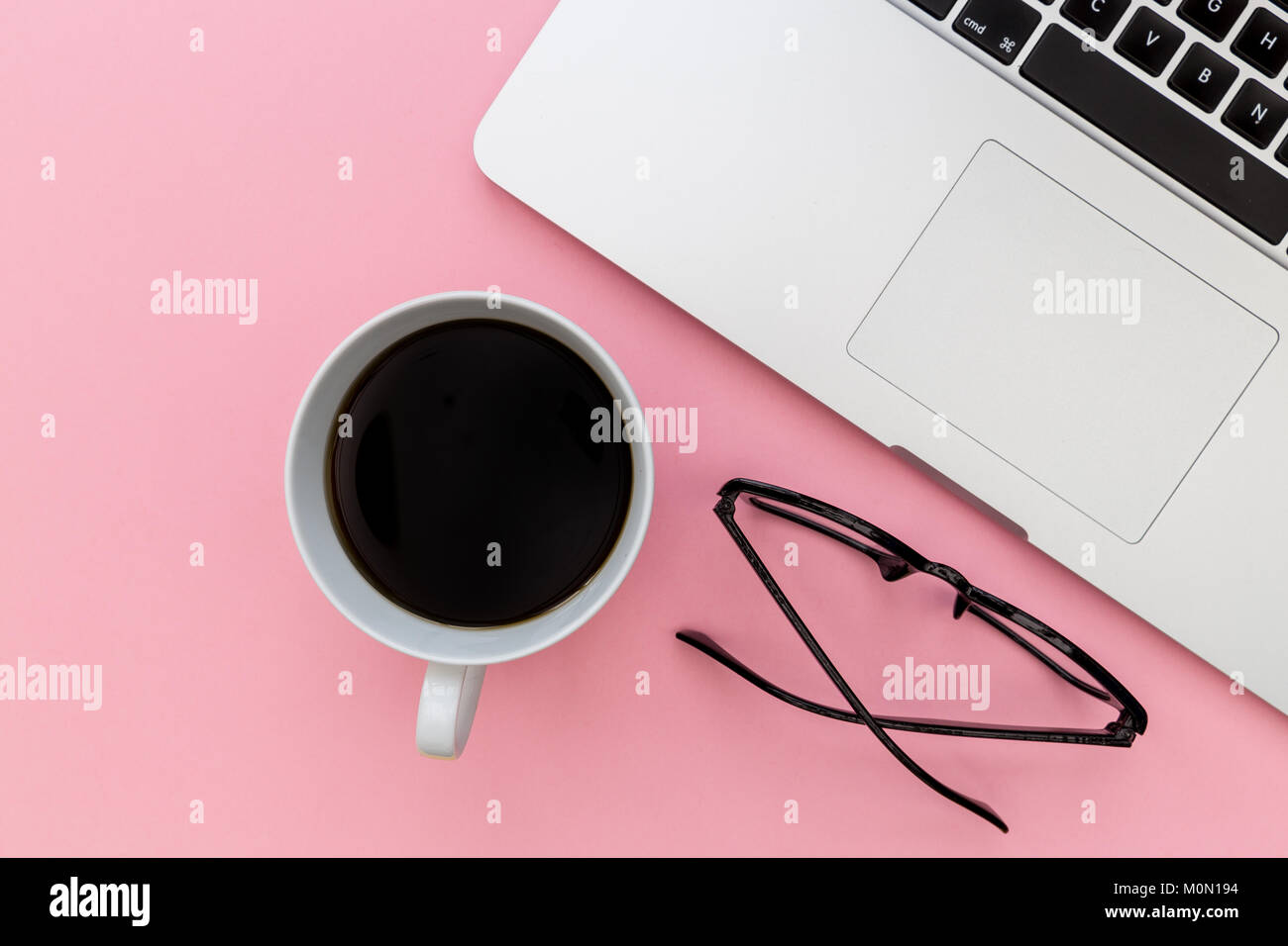 Reading eyeglasses hires stock photography and images Alamy