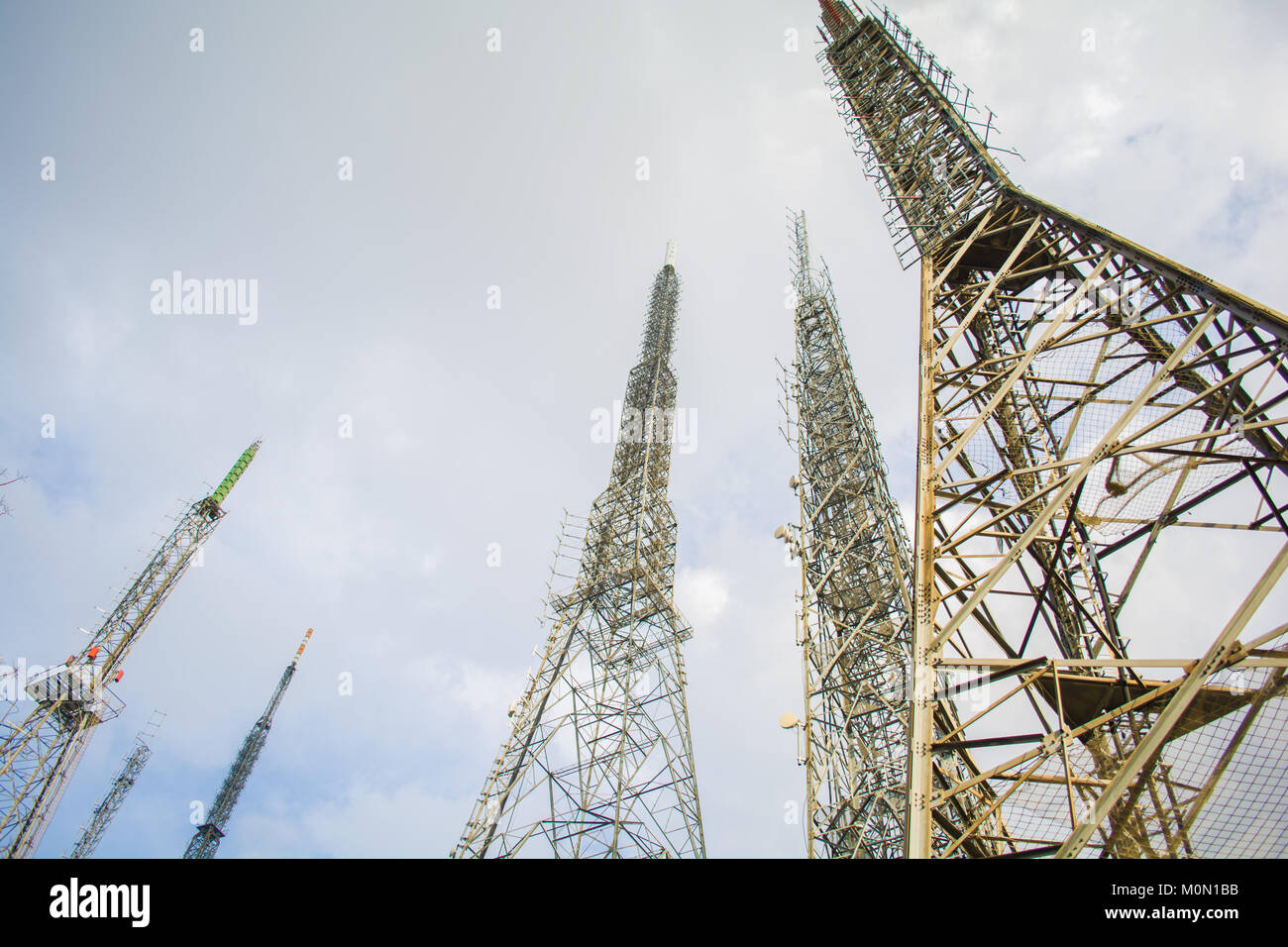 gsmart mobile telephone, radio, network, antenna base station on the