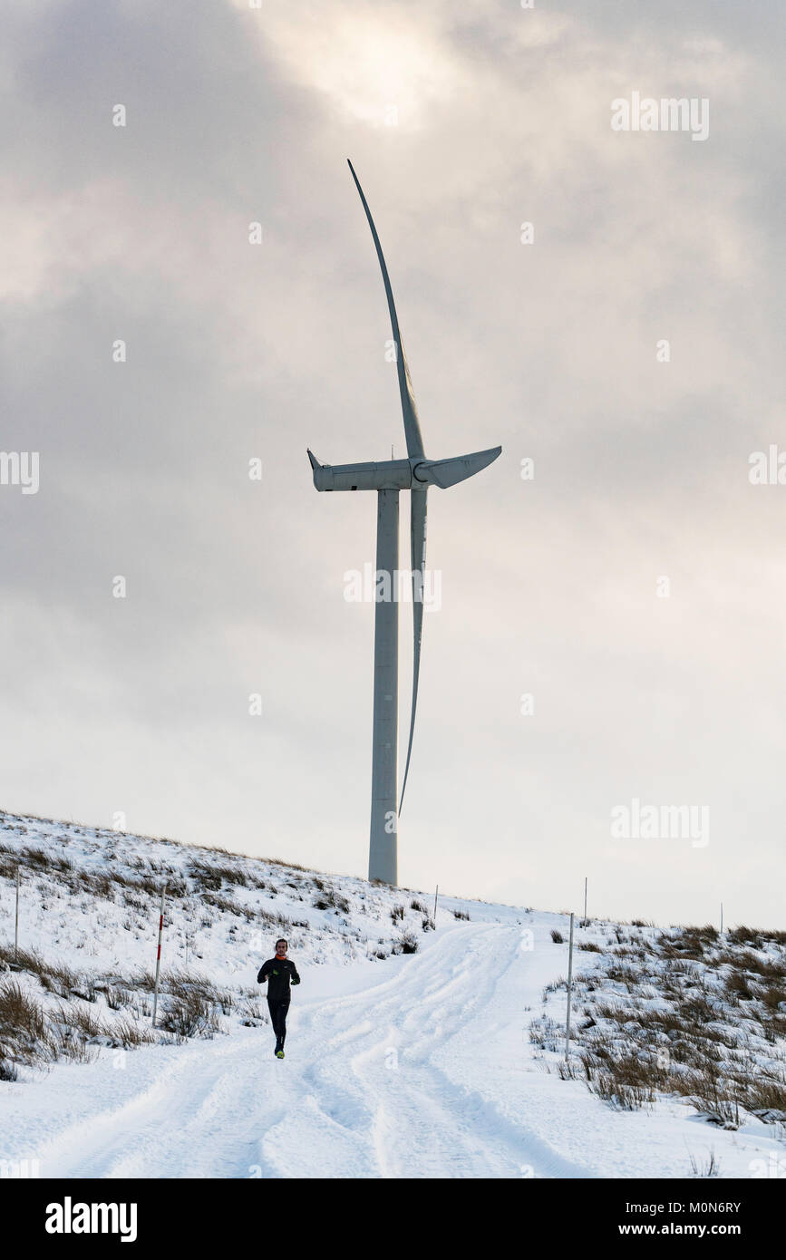 Running with wind hires stock photography and images Alamy