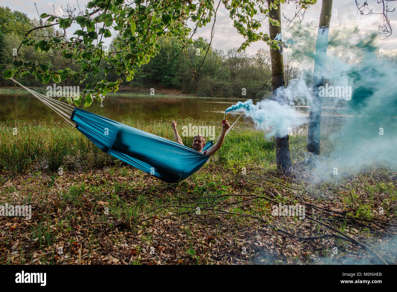 Smoke signal torch hi-res stock photography and images - Alamy
