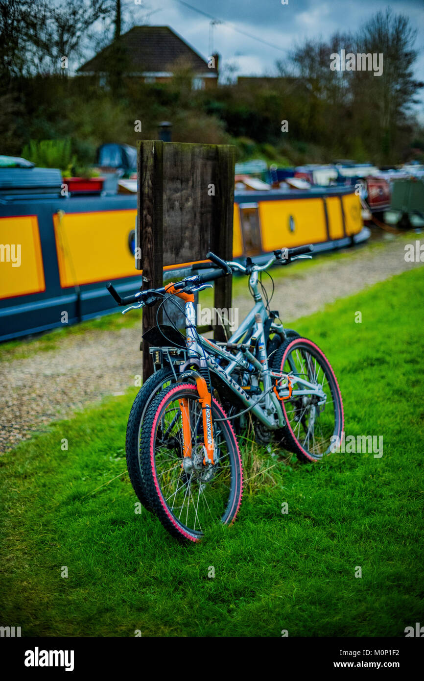 canal river in the english countryside bugbrooke, wharf, marina