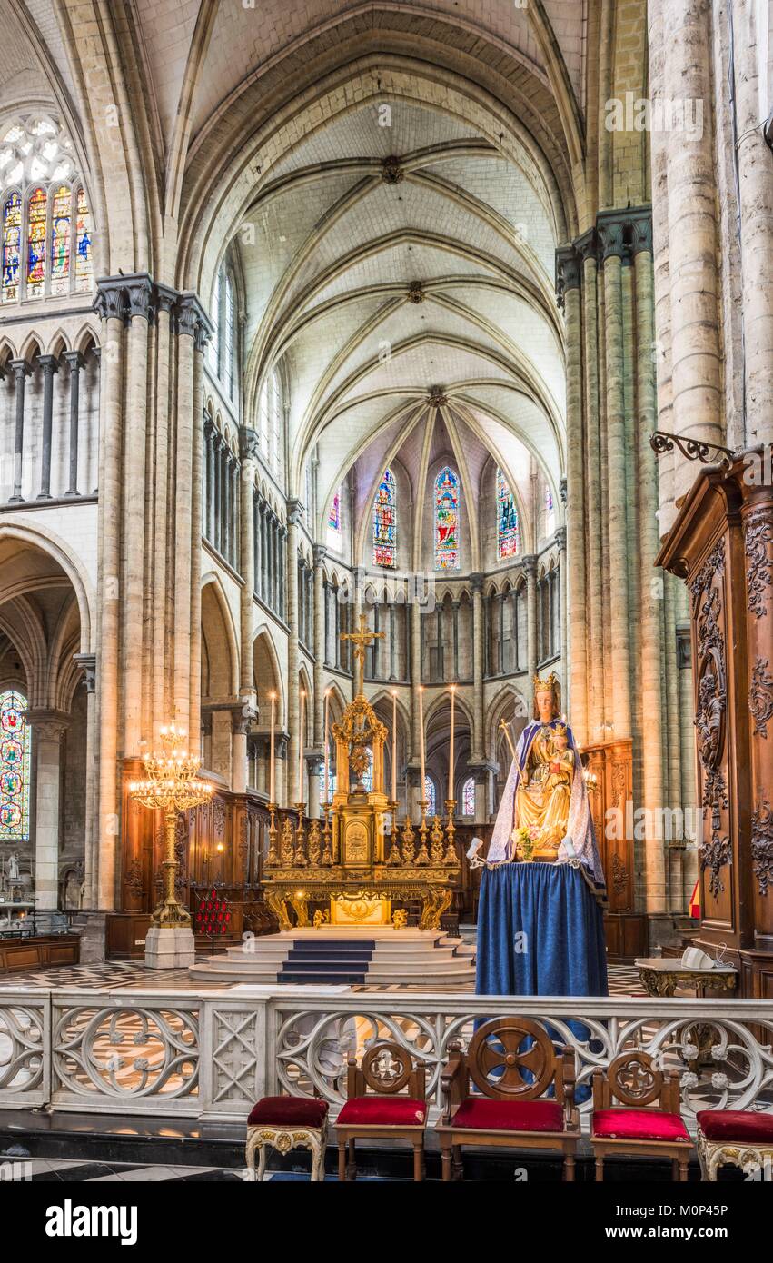 France,Pas de Calais,Saint Omer,the Gothic cathedral of Notre Dame de Saint Omer,13th century wooden statue of Our Lady of Miracles on the right side Stock Photo