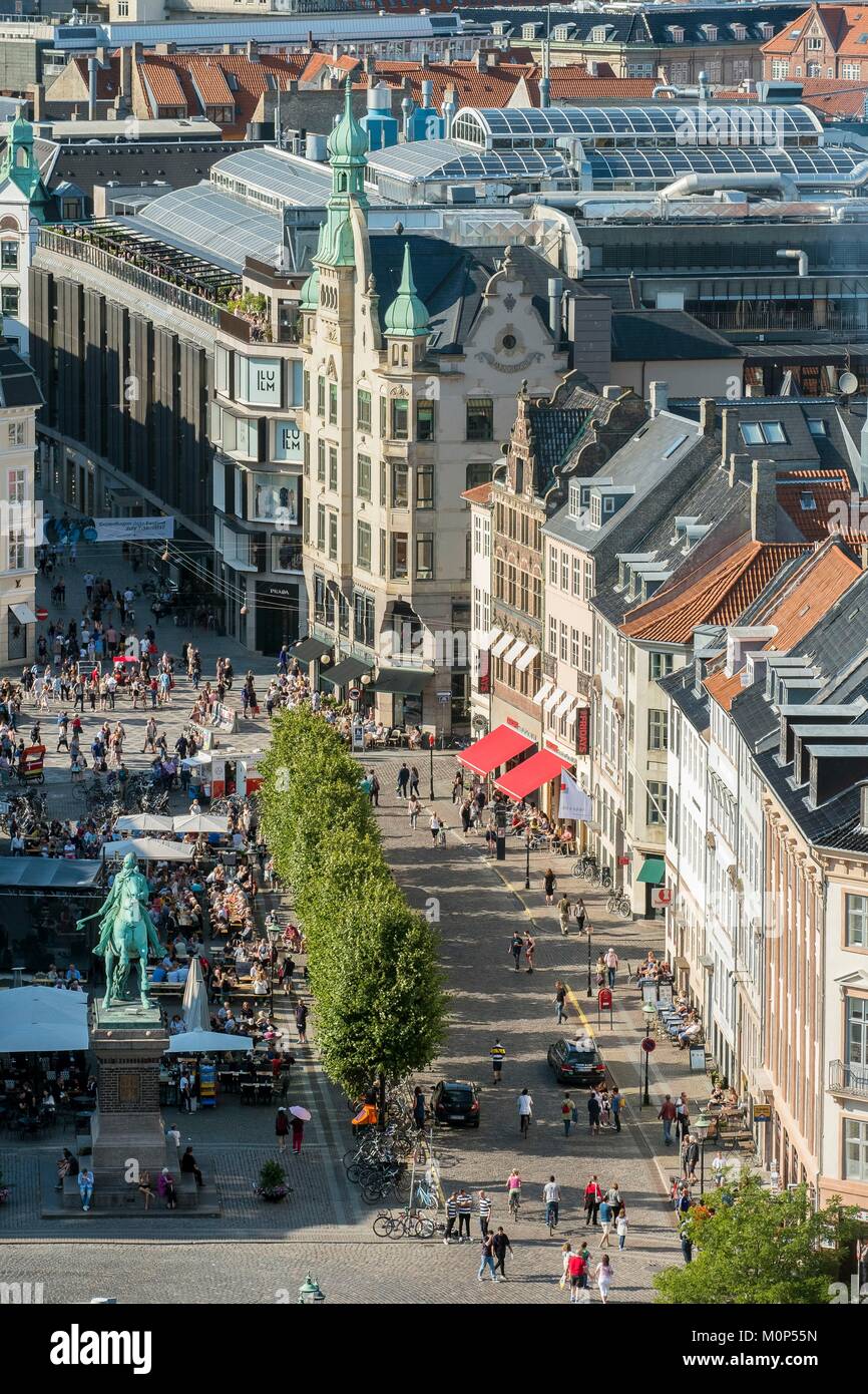 Denmark copenhagen fountain stroget hi-res stock photography and images ...