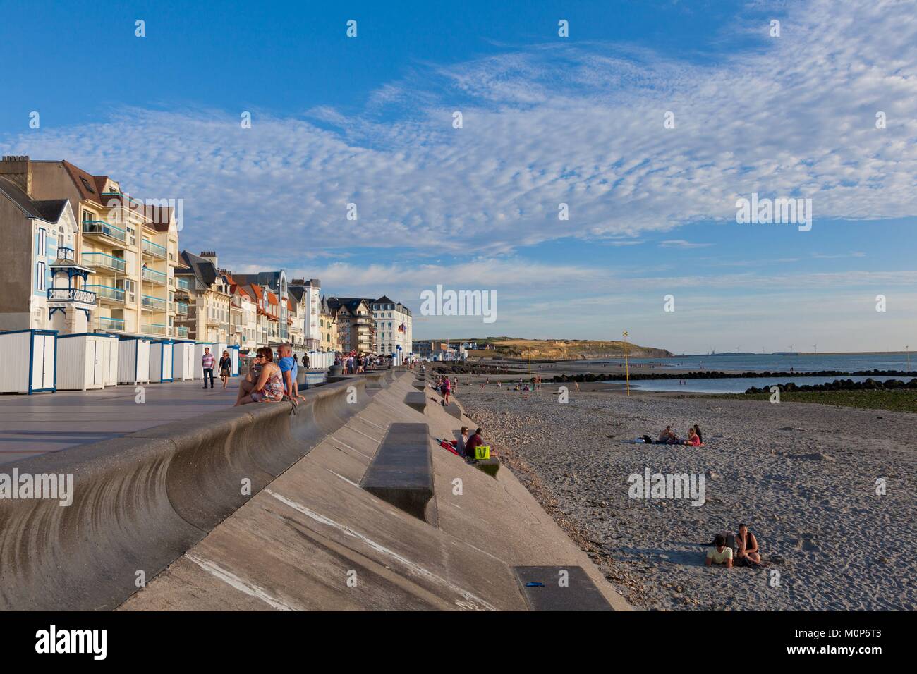Francepas De Calaisthe Opale Coastwimereuxthe Dikebeach