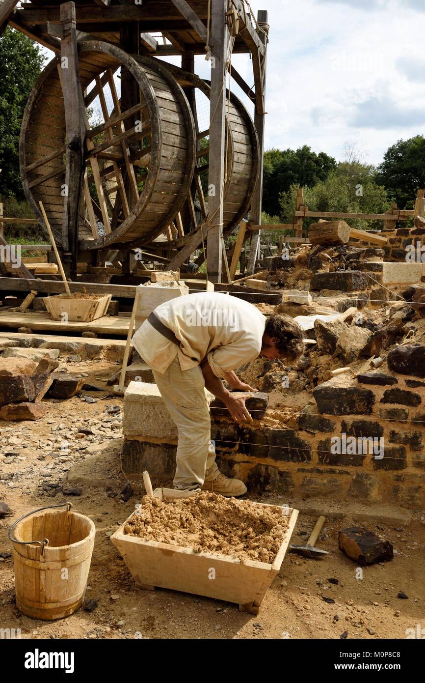 France,Yonne,Treigny,Guedelon castle,medieval building,mason,squirrel