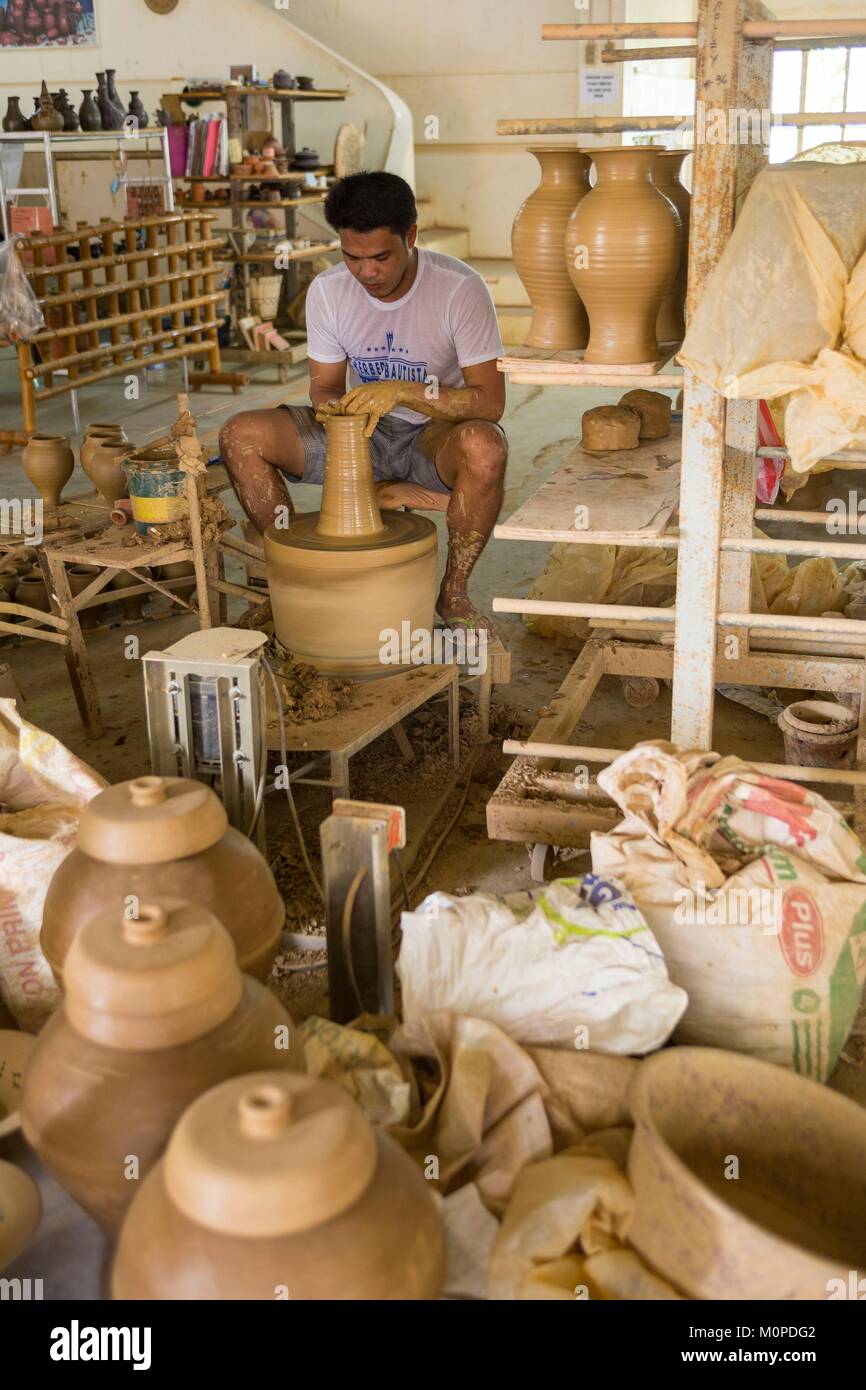 Philippines,Luzon,Albay Province,Tiwi,ceramic fabric Stock Photo Alamy