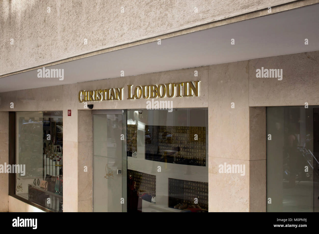 Vurdering Barn grænse View of a French fashion designer brand's store in Nisantasi / Istanbul  that is a popular shopping and residential district Stock Photo - Alamy