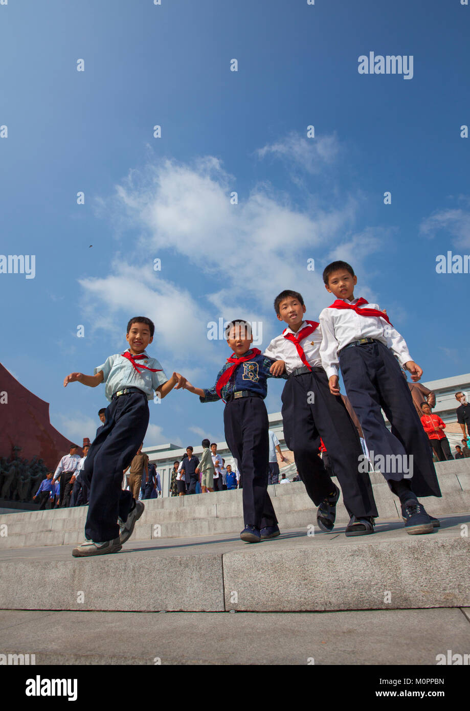 North Korean pioneers in the Grand monument on Mansu hill, Pyongan ...