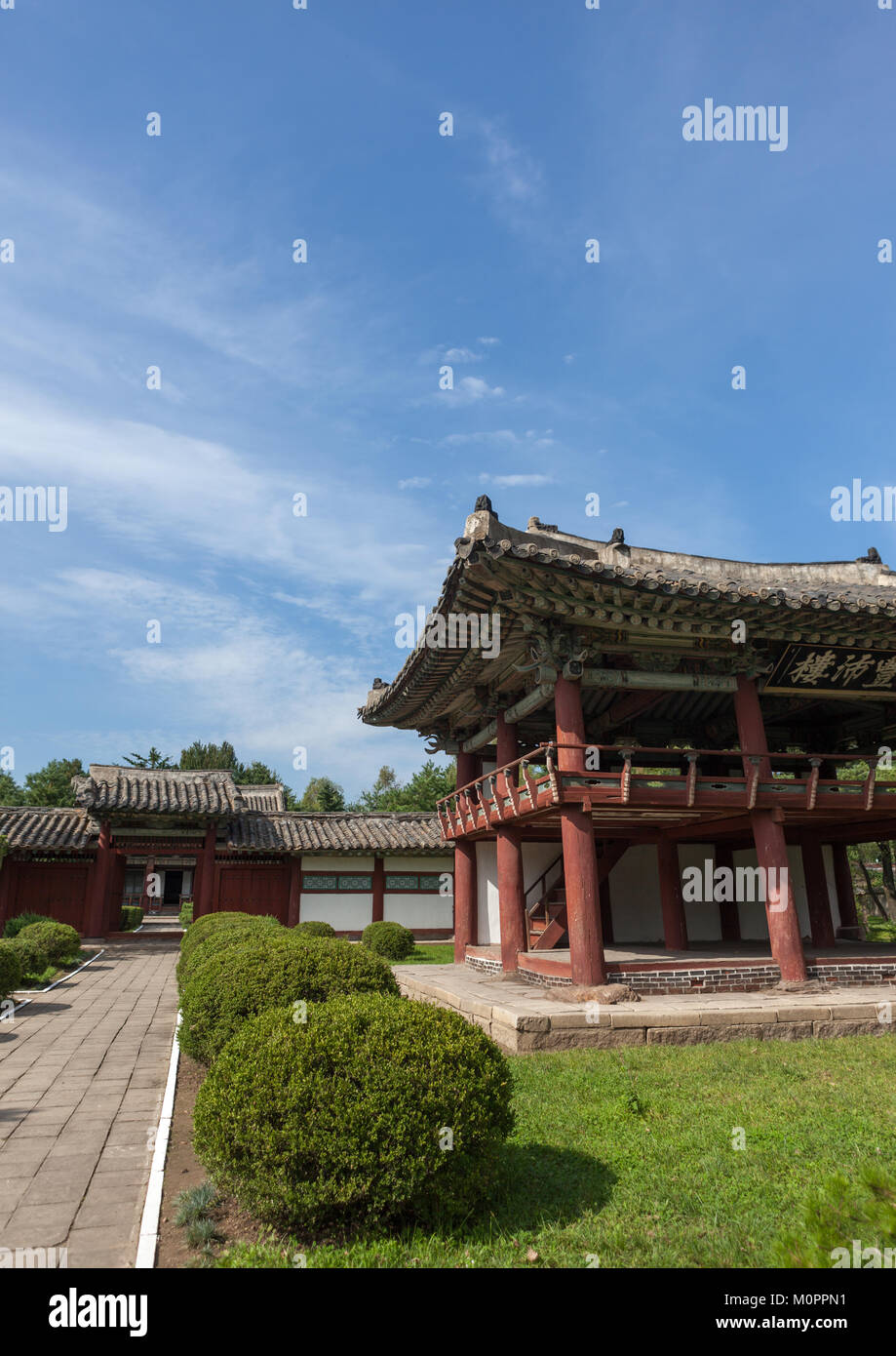 Former royal villa of Ri Song Gye founder of the choson dynasty, South Hamgyong Province, Hamhung, North Korea Stock Photo