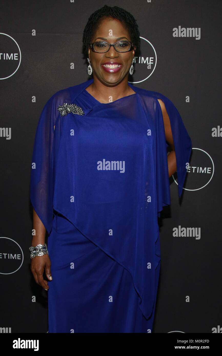 New York, NY, USA. 23rd Jan, 2018. Antoinette Tuff at arrivals for FAITH UNDER FIRE: THE ANTOINETTE TUFF STORY Premiere, NeueHouse Madison Square, New York, NY January 23, 2018. Credit: Jason Mendez/Everett Collection/Alamy Live News Stock Photo