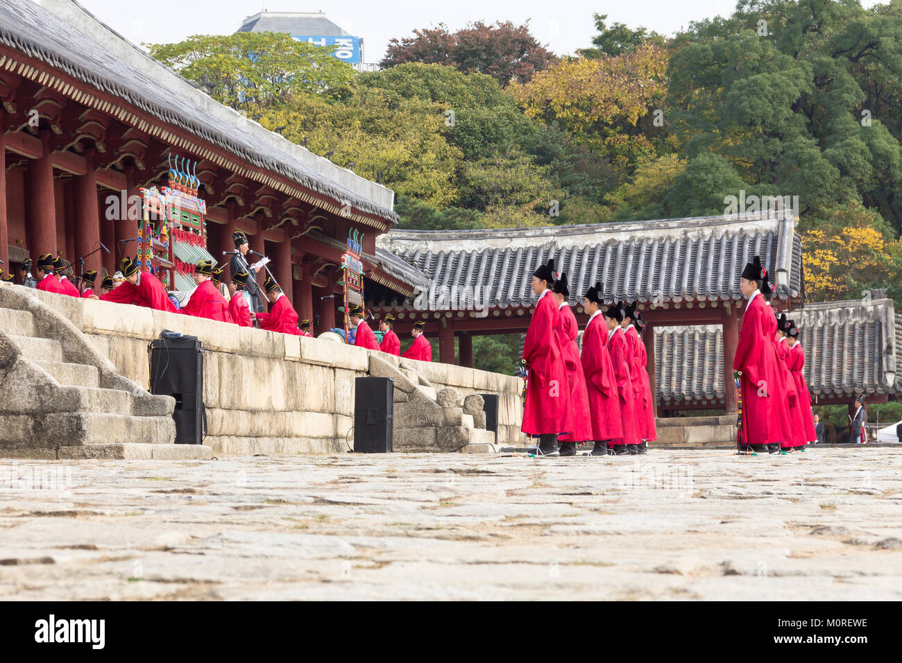 1 November 2014, Seoul, South Korea: Jerye ceremony held twice per year in Jongmyo Shrine to worship the Confucian tablets of the 19 emperors enshrine Stock Photo