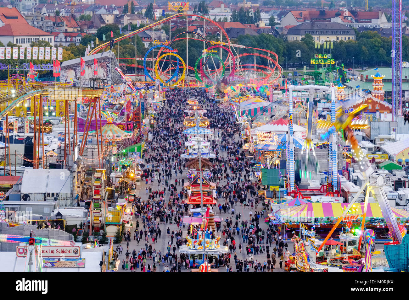 Ausblick über die Schaustellerstraße, Oktoberfest, Wiesn, München, Oberbayern, Bayern, Deutschland Stock Photo